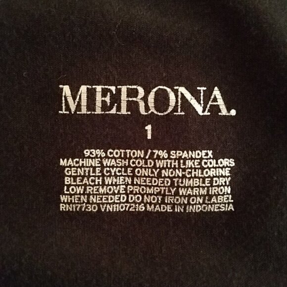 TWO black women's tops Size 0X-1X - Picture 4 of 6